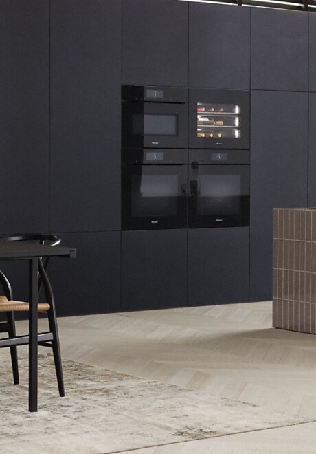 61112 Weinschrank